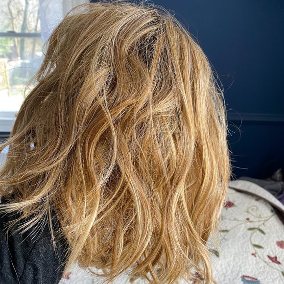 CALIENTE WIG BY BELLETRESS | MONO PART | Sugar cookie with hazelnut wig - Picture 3 of 11